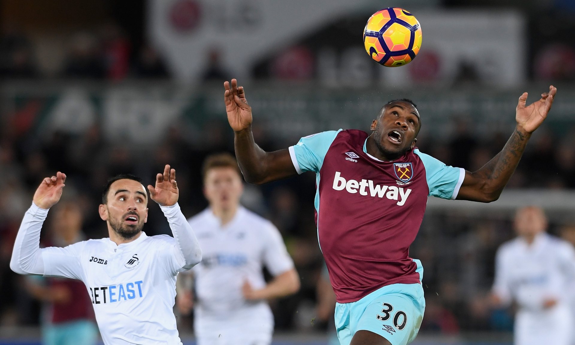 后表现出了 后表现出了